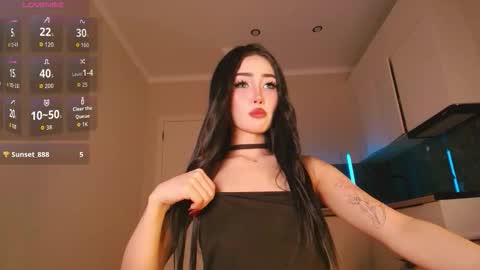 Reina online show from February 4, 2026, 2:34 pm