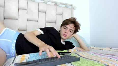 apollo online show from November 29, 2025, 1:25 pm