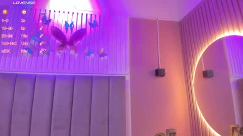 Cristal  online show from October 16, 2025, 4:13 am