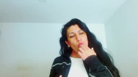 Snapshot of diosa_gil chatting on April 9, 2026, 2:44 am diosa_gil online show from April 9, 2026, 2:44 am