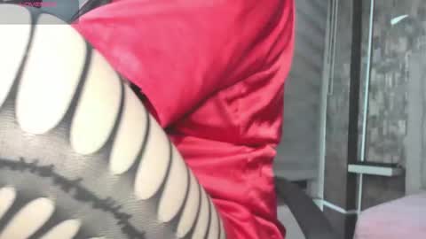 DIOSA online show from February 9, 2025, 11:25 pm