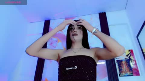 Snapshot of diosiris_riannys chatting on July 13, 2026, 7:27 pm Diosiris Riannys online show from July 13, 2026, 7:27 pm