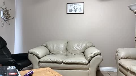 DIPSTIK online show from September 17, 2025, 10:22 pm