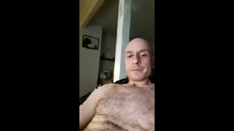 Snapshot of dirkdigglerofficial chatting on January 6, 2026, 6:50 am dirkdigglerofficial online show from January 6, 2026, 6:50 am