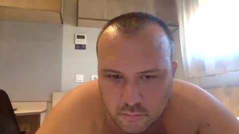 dirme online show from September 11, 2025, 4:29 pm