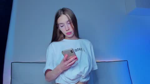 Hailey online show from January 23, 2025, 7:11 am