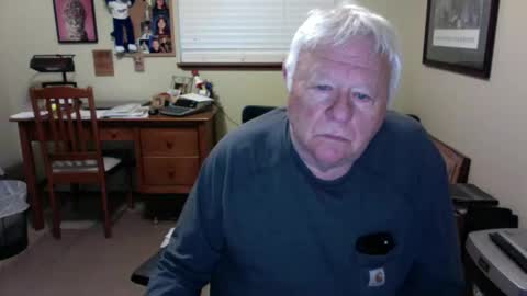 Snapshot of dirtrider195080438 chatting on May 20, 2026, 3:24 am dirtrider195080438 online show from May 20, 2026, 3:24 am