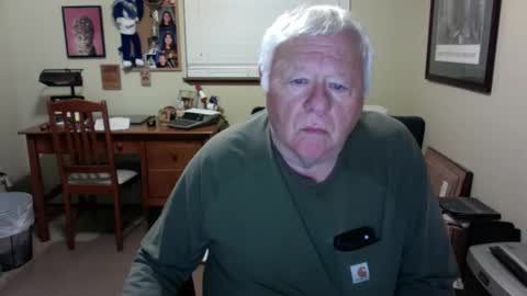 Snapshot of dirtrider195080438 chatting on June 7, 2026, 5:11 am dirtrider195080438 online show from June 7, 2026, 5:11 am