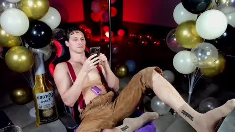 dirty_boss online show from October 1, 2025, 4:02 pm