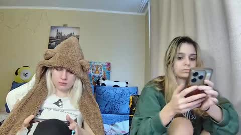 Dirty Kiss69 online show from April 21, 2026, 3:02 am