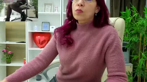 dirty_mature online show from February 13, 2025, 10:34 am