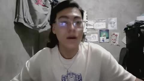 dirty model online show from April 18, 2026, 1:42 am