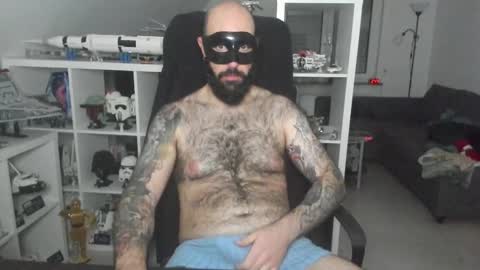 Snapshot of dirtybalws chatting on November 23, 2025, 1:49 am Robert online show from November 23, 2025, 1:49 am