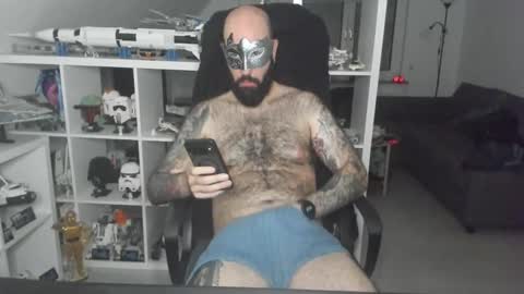 Snapshot of dirtybalws chatting on January 13, 2026, 5:18 pm Robert online show from January 13, 2026, 5:18 pm