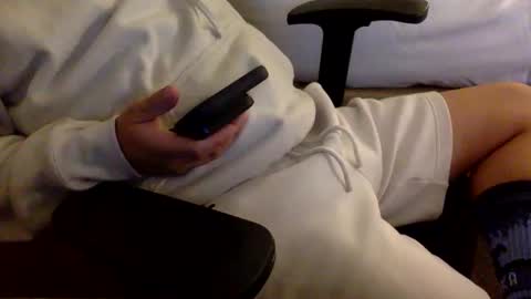 Snapshot of dirtydannyg chatting on October 19, 2025, 4:02 am DirtyDanny online show from October 19, 2025, 4:02 am