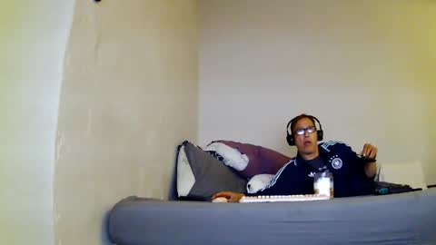 dirtydio online show from May 9, 2026, 4:23 pm
