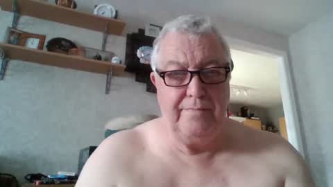 Fergus online show from June 15, 2026, 11:01 am