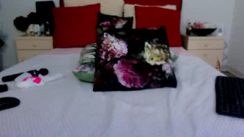 Chloe online show from March 30, 2026, 8:59 am