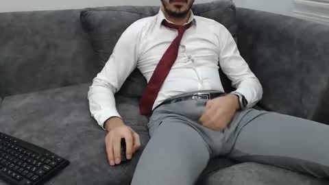 dirtyybooyy77 online show from January 9, 2026, 11:39 pm