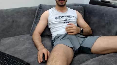 dirtyybooyy77 online show from June 3, 2026, 12:02 am