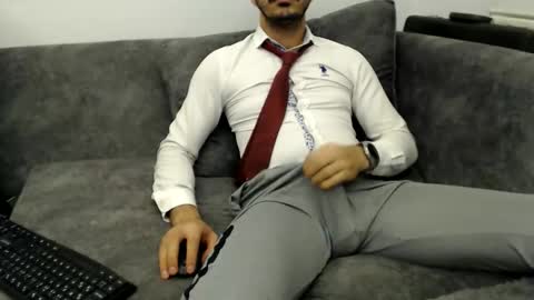 dirtyybooyy77 online show from June 4, 2026, 11:11 pm