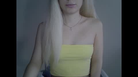 DitaMilton online show from December 18, 2024, 12:29 pm