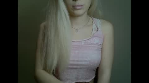 DitaMilton online show from December 28, 2024, 8:58 pm