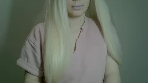 DitaMilton online show from February 12, 2025, 8:40 pm