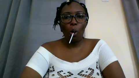 Snapshot of diva223306 chatting on July 7, 2026, 12:09 pm diva223306 online show from July 7, 2026, 12:09 pm