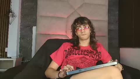 DIVINE online show from July 13, 2026, 7:38 pm