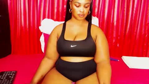 divinebooty93 online show from April 22, 2026, 7:33 am