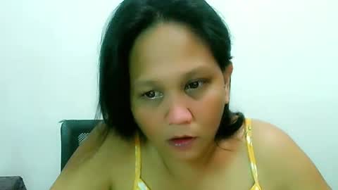 Snapshot of divinegrace10 chatting on December 28, 2024, 4:41 am Divine Grace Close To Your Hear online show from December 28, 2024, 4:41 am