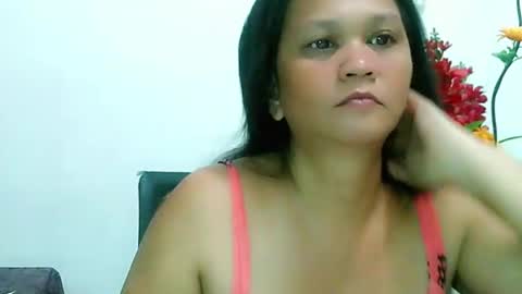 Snapshot of divinegrace10 chatting on January 3, 2025, 9:26 pm Divine Grace Close To Your Hear online show from January 3, 2025, 9:26 pm