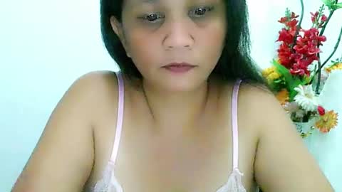 Snapshot of divinegrace10 chatting on February 19, 2025, 3:27 pm Divine Grace Close To Your Hear online show from February 19, 2025, 3:27 pm