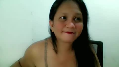 Snapshot of divinegrace10 chatting on November 22, 2025, 3:05 am Divine Grace Close To Your Hear online show from November 22, 2025, 3:05 am