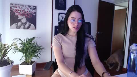 Hera online show from January 10, 2026, 12:18 pm