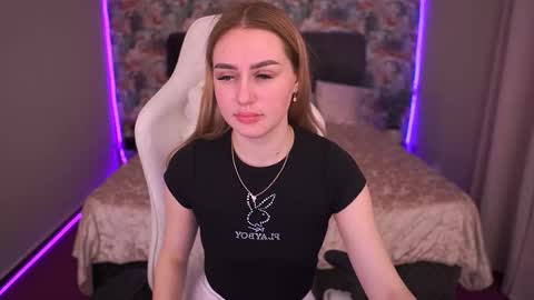 DivineJasss online show from March 10, 2026, 2:22 pm