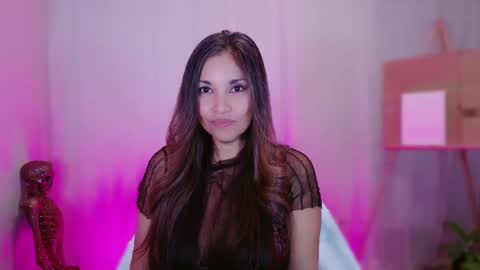 DivineLynn online show from February 22, 2025, 10:42 pm