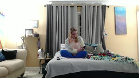 dixie_comanche online show from January 27, 2025, 3:37 am