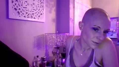 Snapshot of dixieglam chatting on November 26, 2025, 9:54 am dixieglam online show from November 26, 2025, 9:54 am