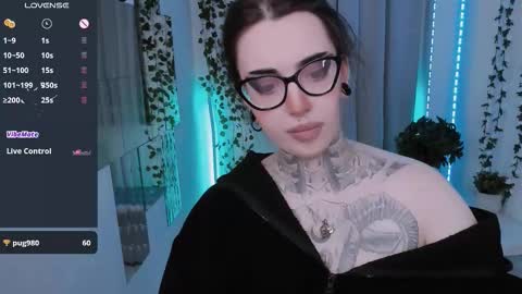 dixipixi_ online show from March 14, 2026, 5:46 am