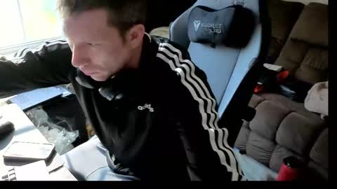 Hansel and Gretle online show from March 28, 2026, 1:22 pm