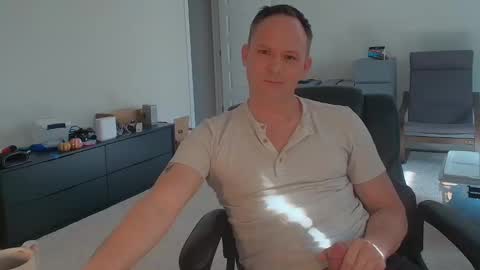 dj_diesel_rat online show from February 4, 2025, 3:47 pm