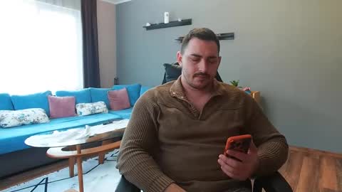 STR8 BOYv online show from January 13, 2025, 7:54 am