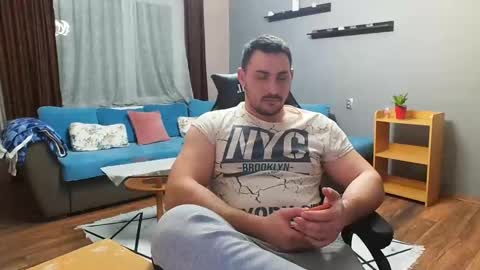 STR8 BOYv online show from February 4, 2025, 6:17 pm