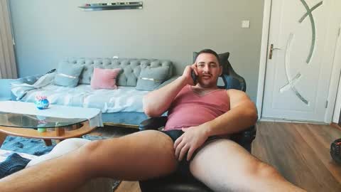 STR8 BOYv online show from October 20, 2025, 12:27 pm