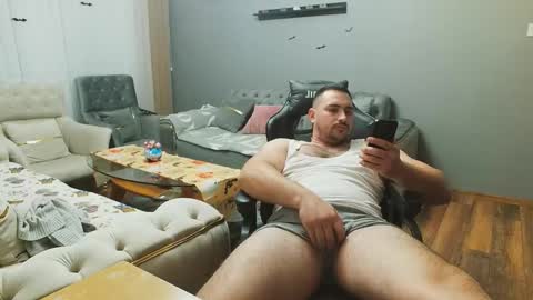 STR8 BOYv online show from October 27, 2025, 5:17 pm