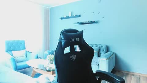 STR8 BOYv online show from April 19, 2026, 6:24 am