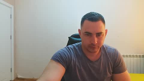 Snapshot of djmute chatting on May 20, 2026, 5:35 am STR8 BOYv online show from May 20, 2026, 5:35 am