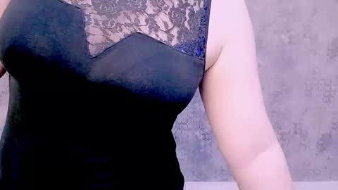 djullia online show from February 1, 2025, 1:20 pm